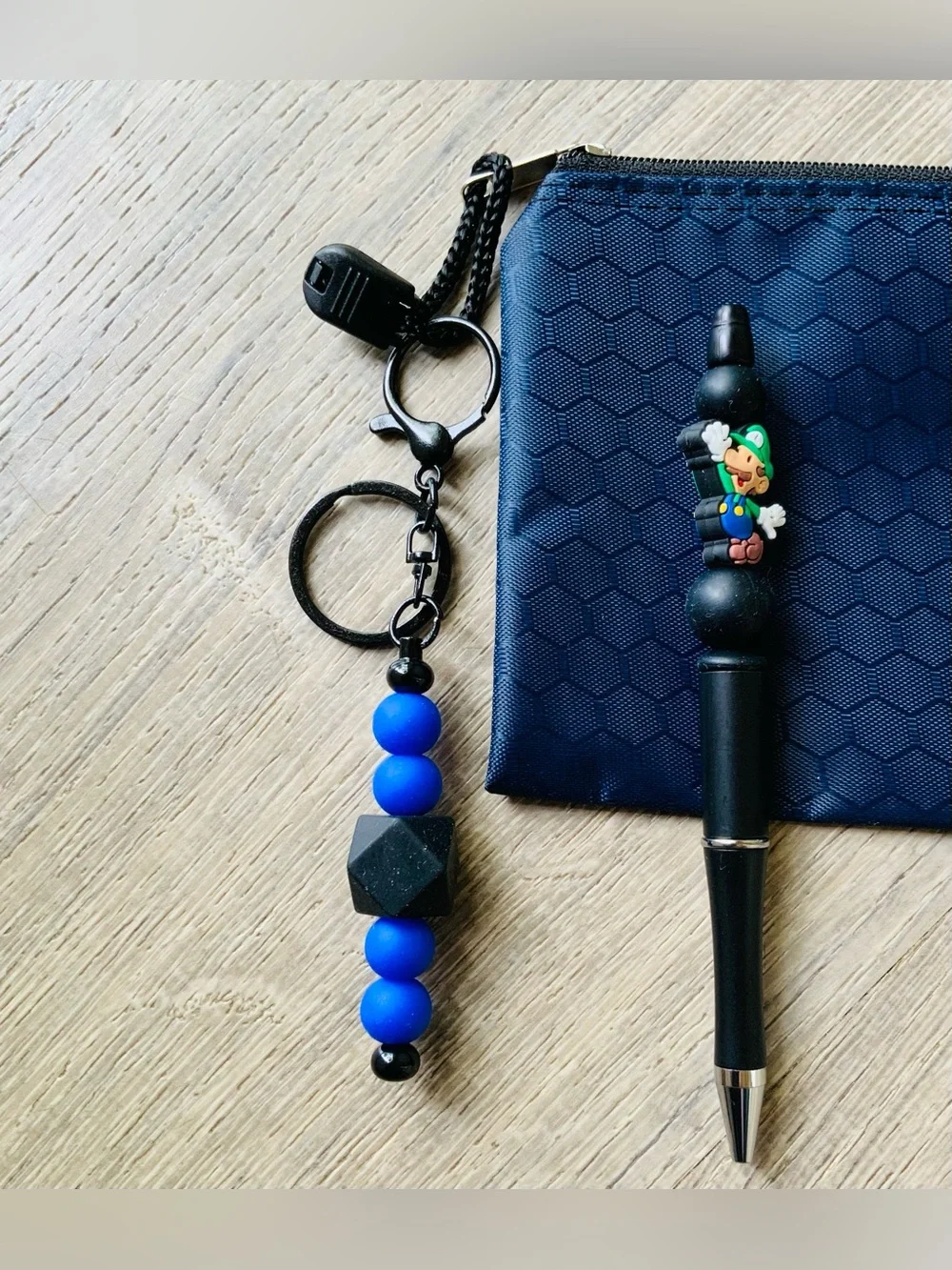 NEW📚 Hand Crafted Bag Charm & Beaded Pen w/ Pencil Case